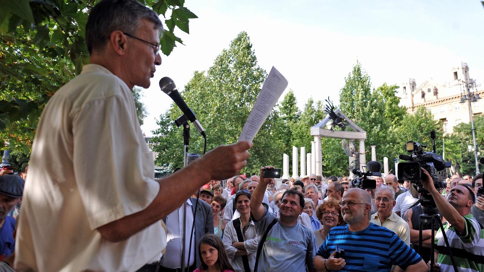 Demszky Gábor is beszélt a tegnapi tiltakozó demonstráción FOTÓ: TÓTH GERGŐ