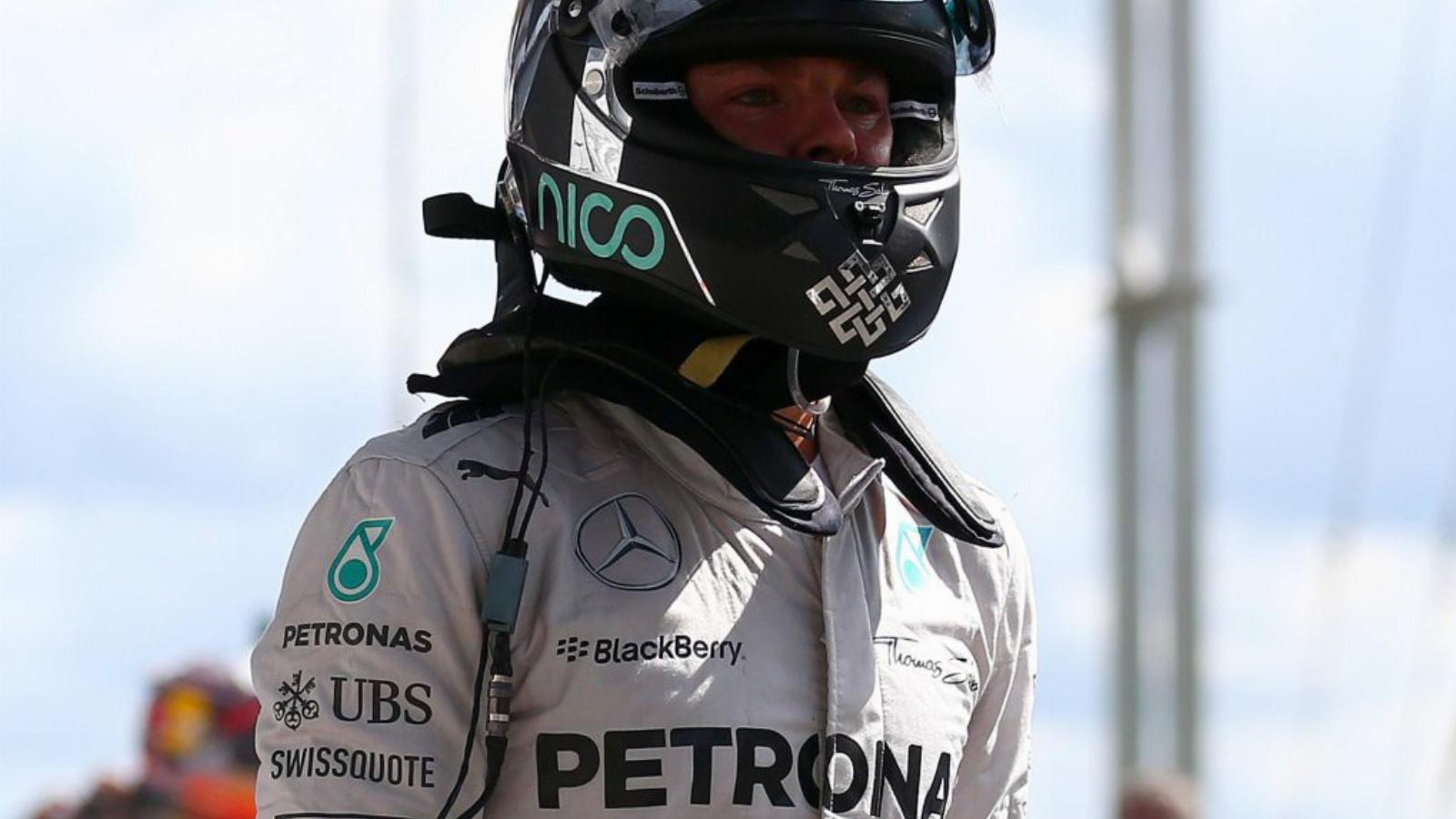 Nico Rosberg
„Már eljutott hozzám, illetve mesélték, Lewis miket mondott a médiában, és hogy miként értelmezte a megbeszélésünkö