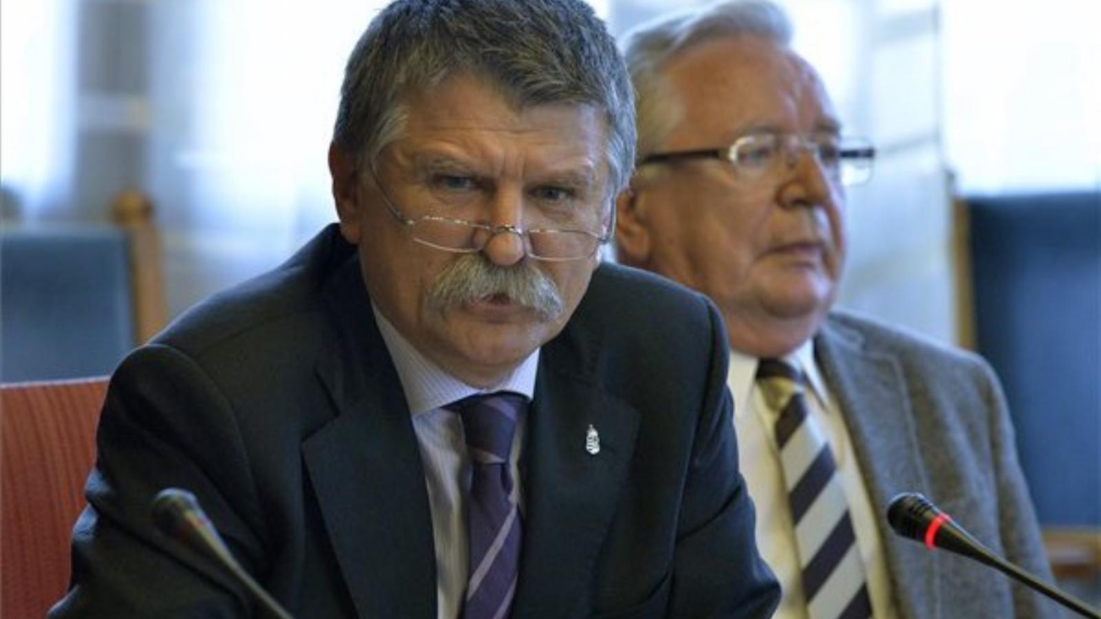 Kövér László és Szűrös Mátyás a Szabadság Expressz rendezvényén. FOTÓ: MTI, Máthé Zoltán