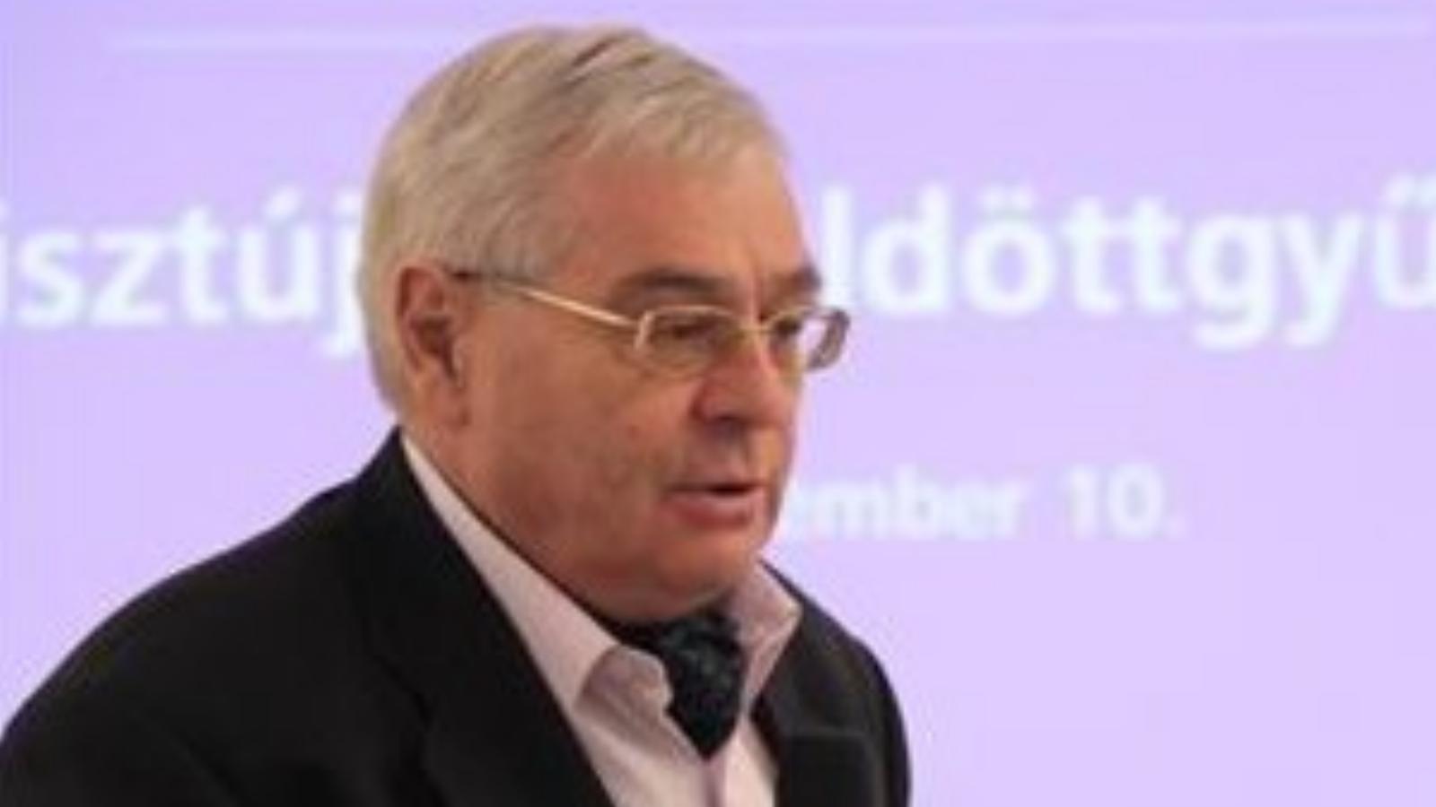 Tóth Károly