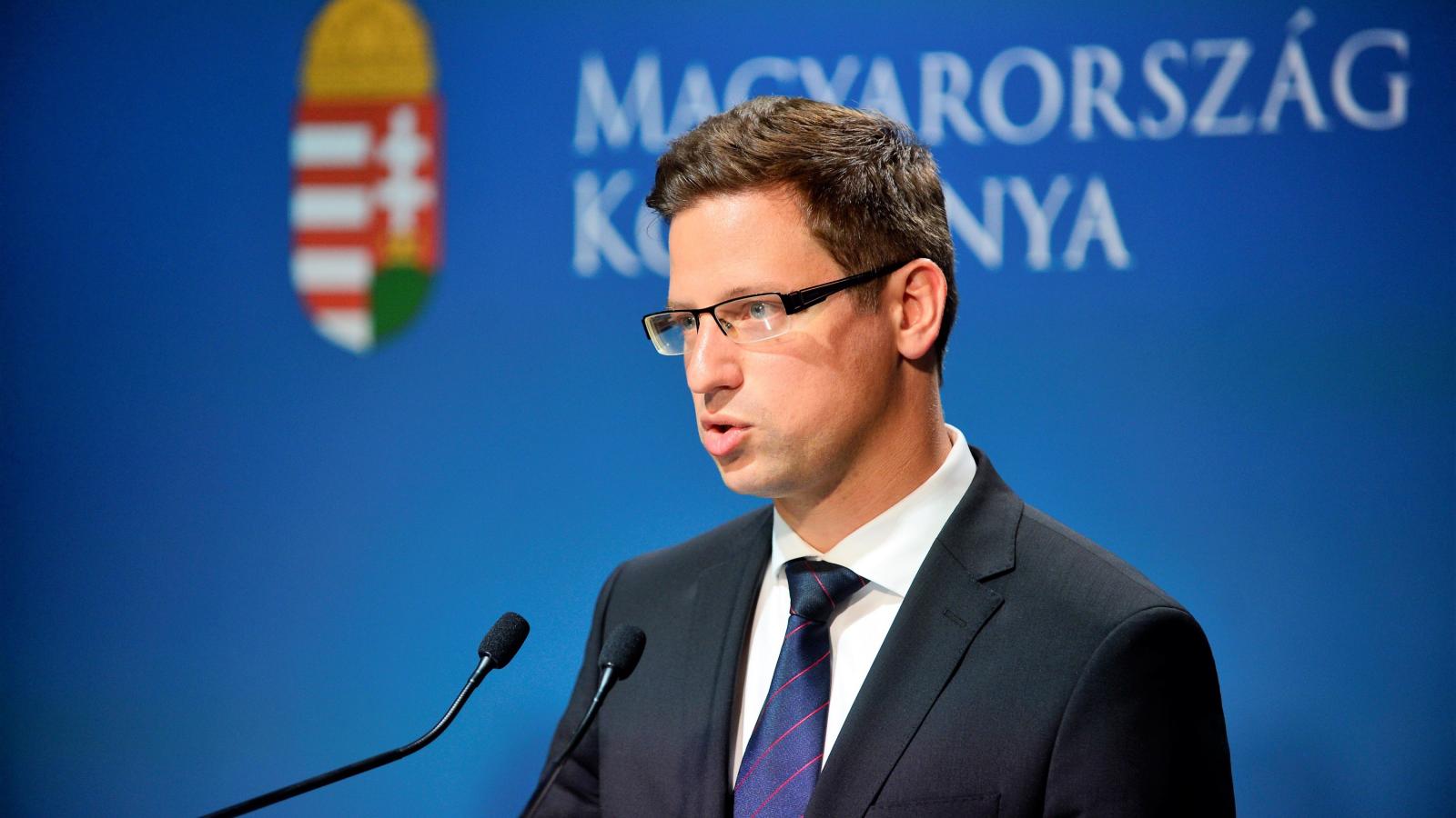 Gulyás Gergely kancelláriaminiszter olcsóbban is megoldaná a belső ellenőrzést