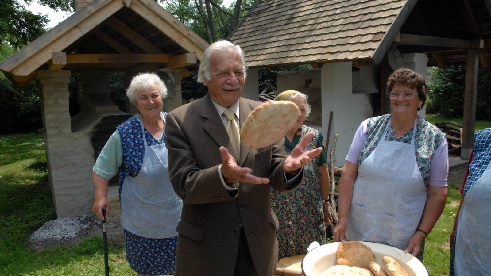 Bálint György Kisvárdán, korábbi felvétel.