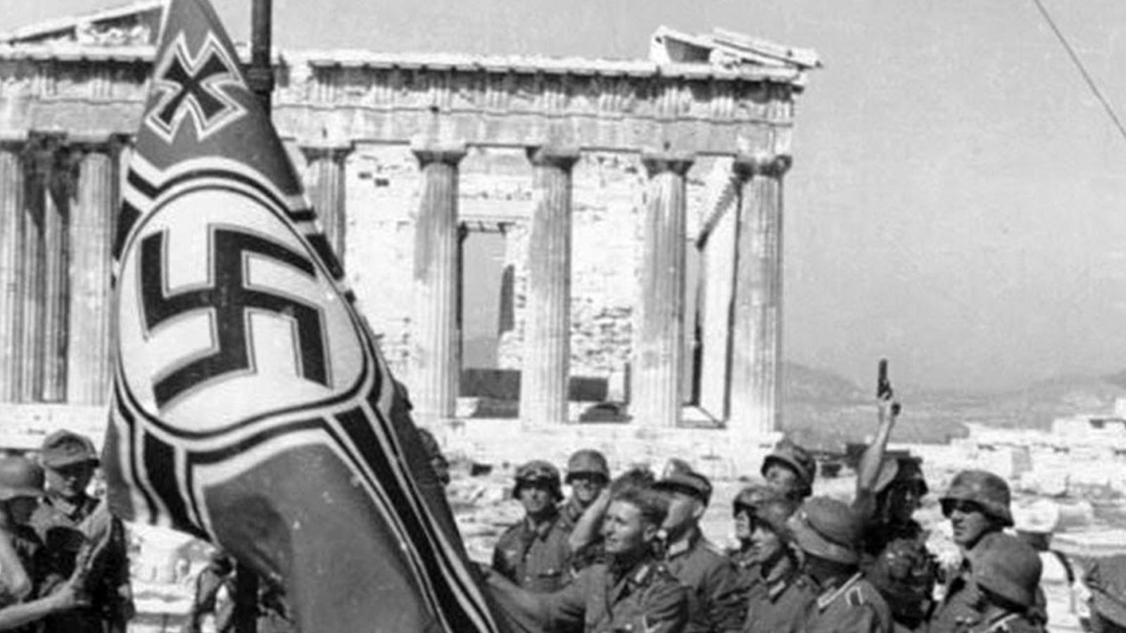 German troops raising the swastika over the Acropolis, 1941