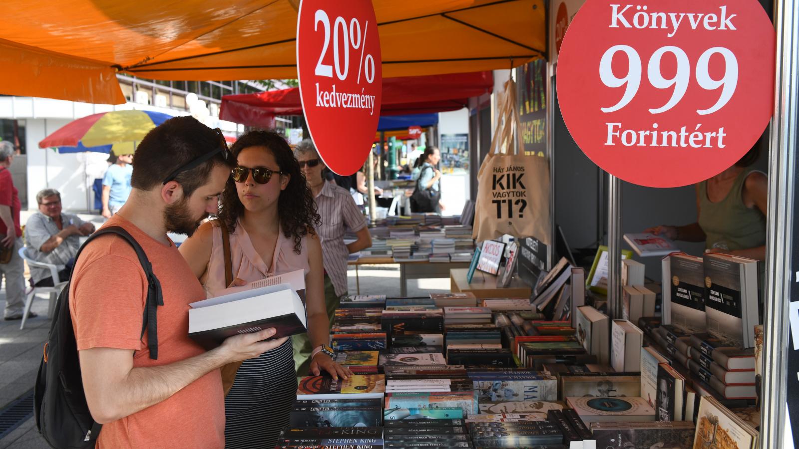 Könyvhét megnyitó