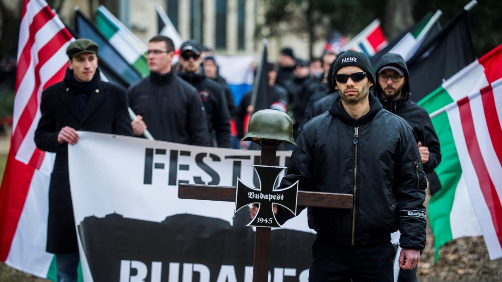 "becsület napi" szélsőjobbos felvonulás