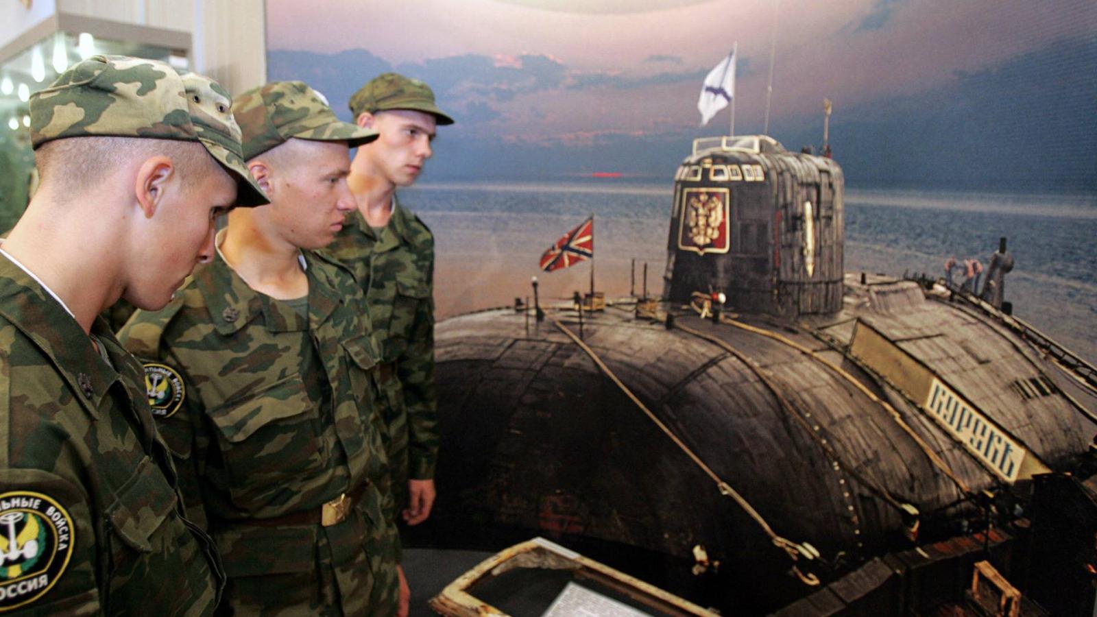 RUSSIA-SUBMARINE-KURSK-ANNIVERSARY