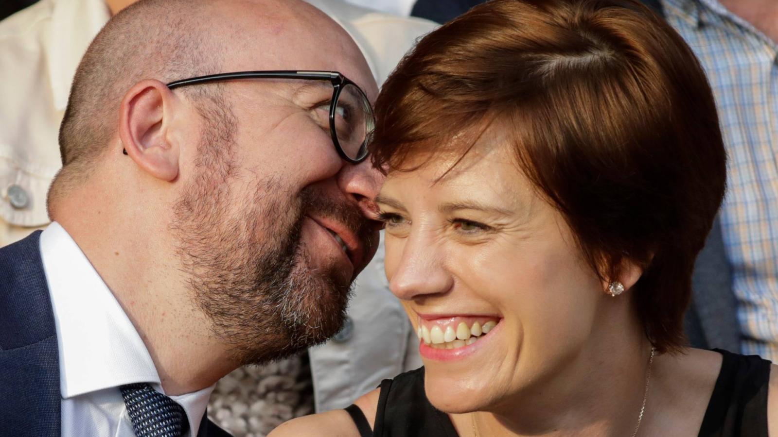 Charles Michel és menyasszonya Amelie Derbaudrenghien