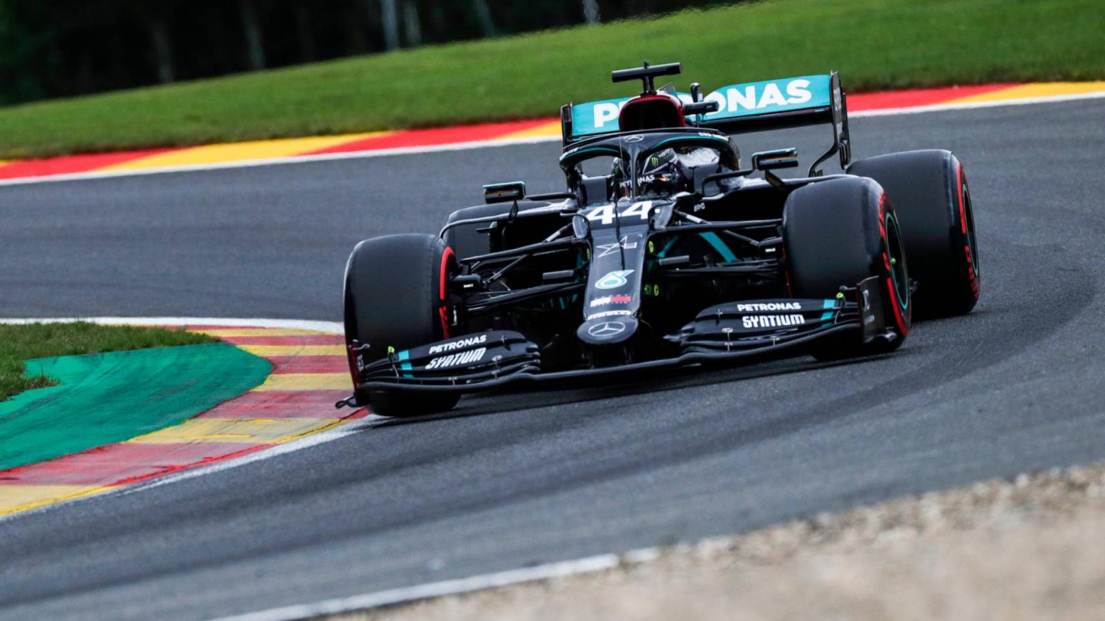 Lewis Hamilton a Belga Nagydíj időmérő edzésén