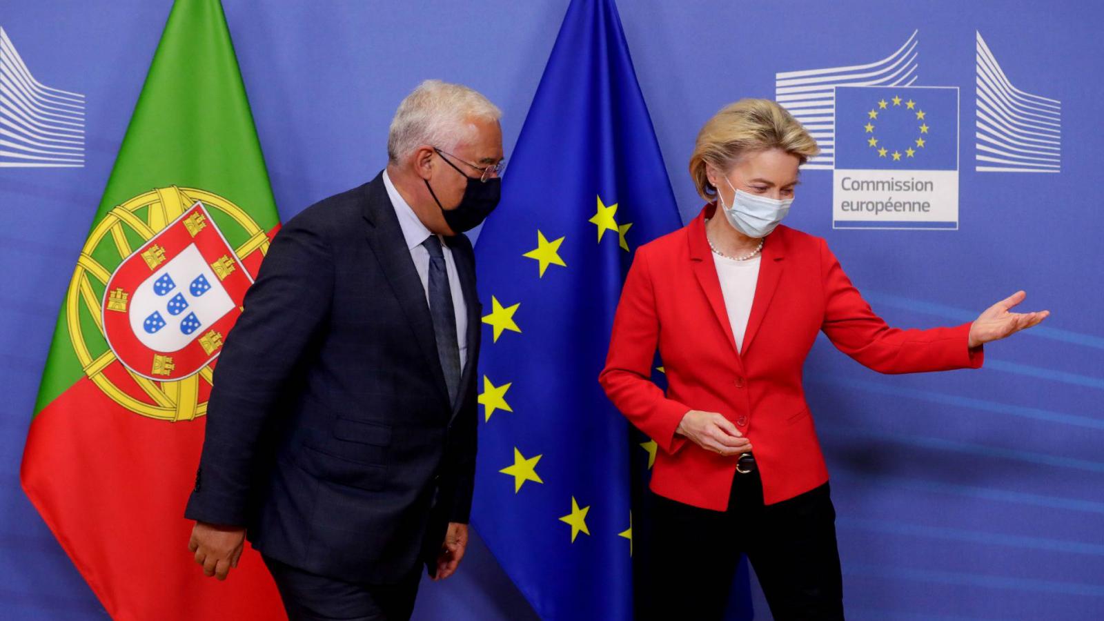 Antonio Costa portugál miniszterelnöknek Ursula Von Der Leyen, az Európai Bizottság elnöke mutatta az irányt még december elején Brüsszelben