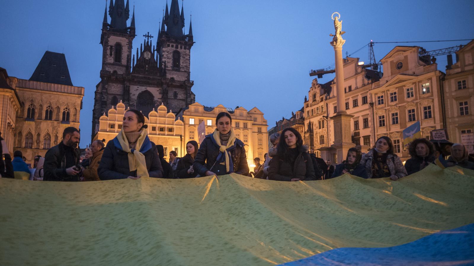 Ukrajna-párti demonstráció március 15-én Prágában