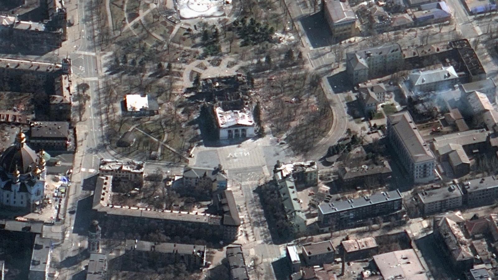 A mariupoli színház romjai