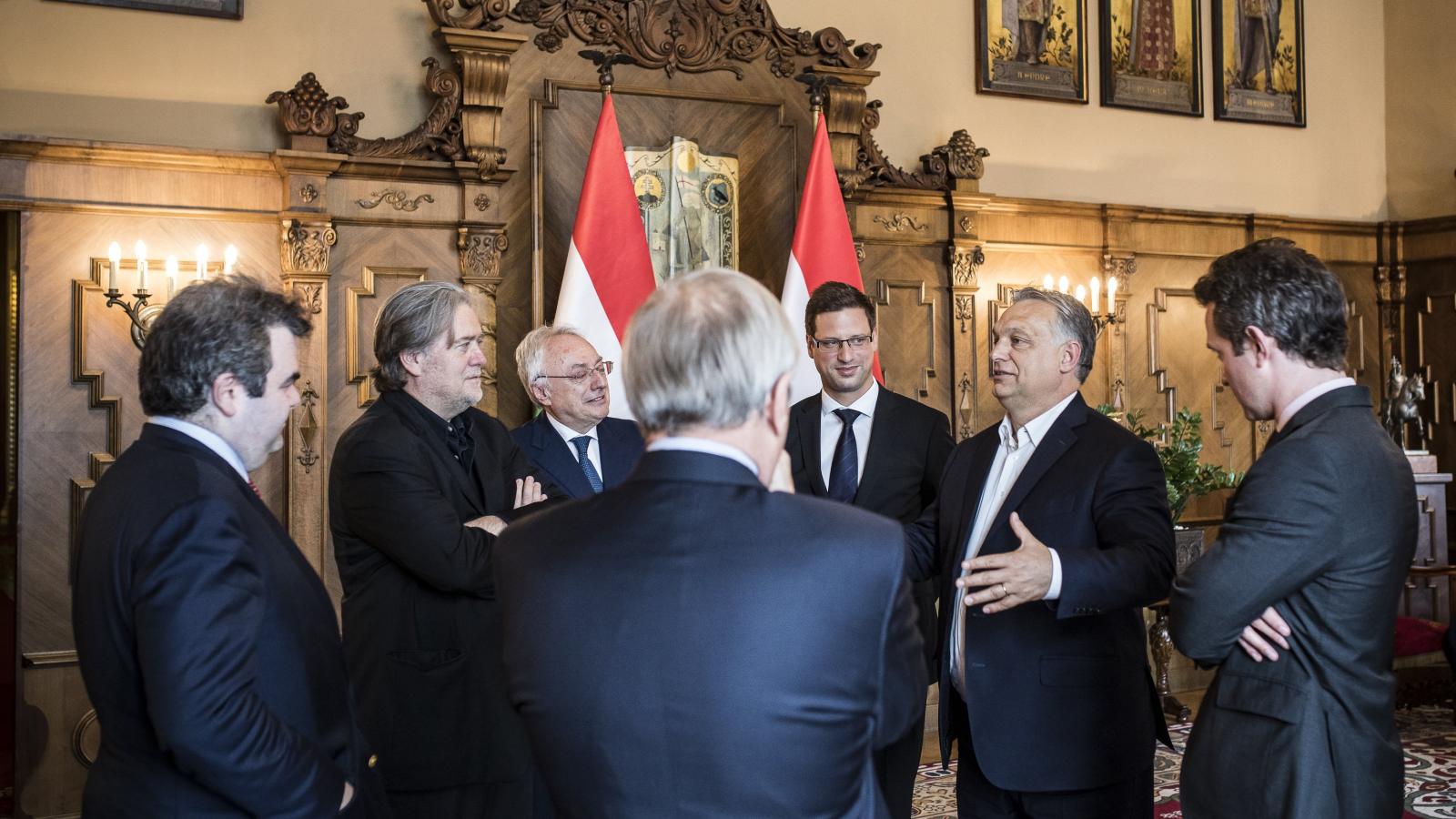 Steve Bannon és Orbán Viktor 2018. május 24-én az Országházban