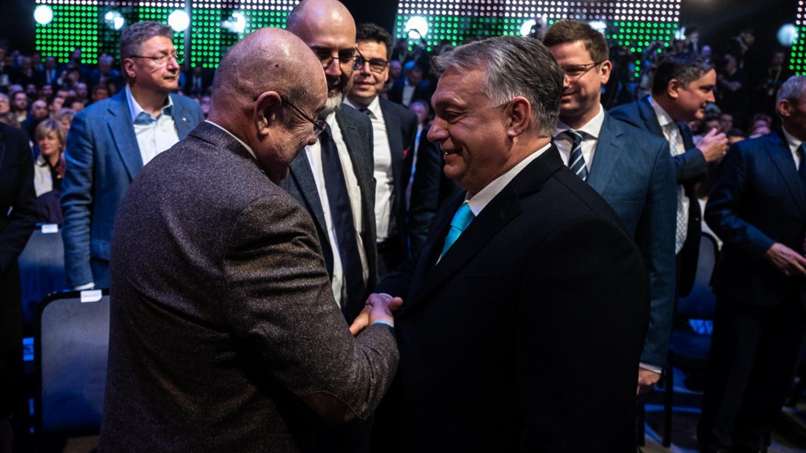 A határon túli magyar szervezetek vezetői egységesen „beálltak” az Orbán-kormány mögé