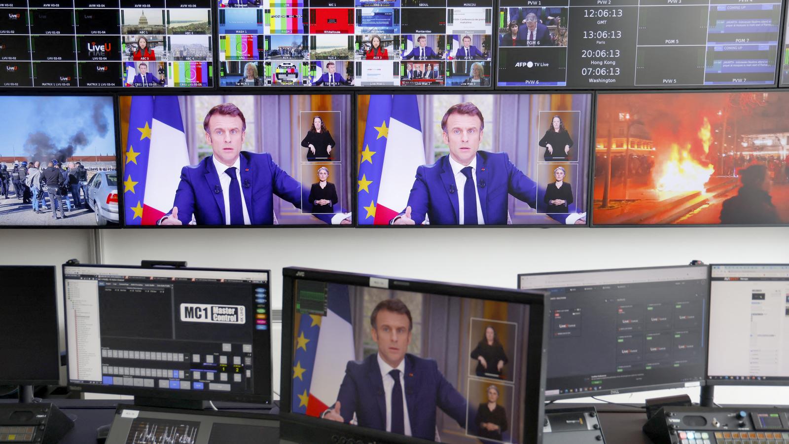  Macron szerdai televíziós fellépésén is kiemelte: nem vonja vissza
a reformot, de széles körű egyeztetést kezd