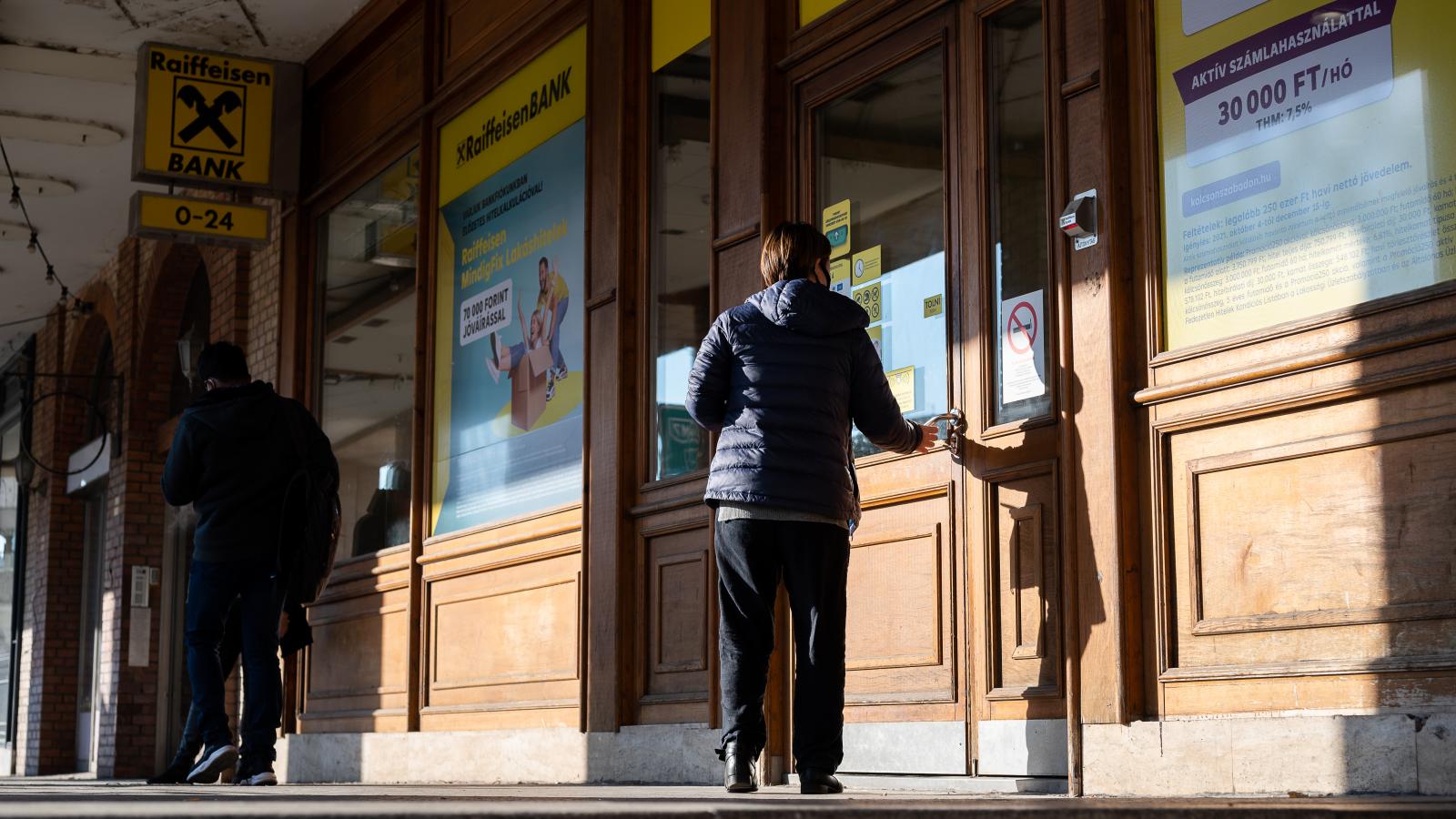 A jegybank szerint a törlesztési képesség nem nőtt úgy, mint a fizetések