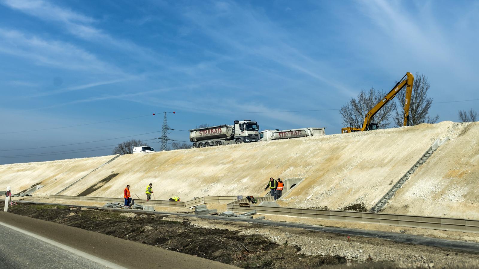 Az építőipari cégek üdvözölnének egy ilyen útfejlesztést, kapacitásuk bőven lenne rá