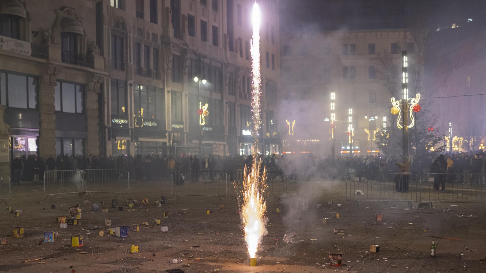 Szilveszter éjjele a Vörösmarty téren