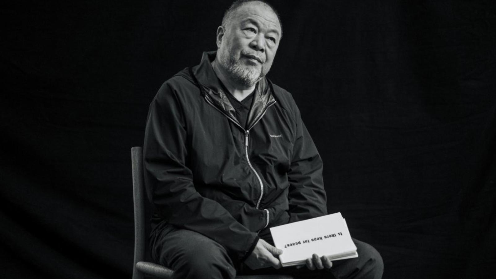 „Le tudnál írni egy naplementét csak számokkal?” – kérdi Ai Weiwei