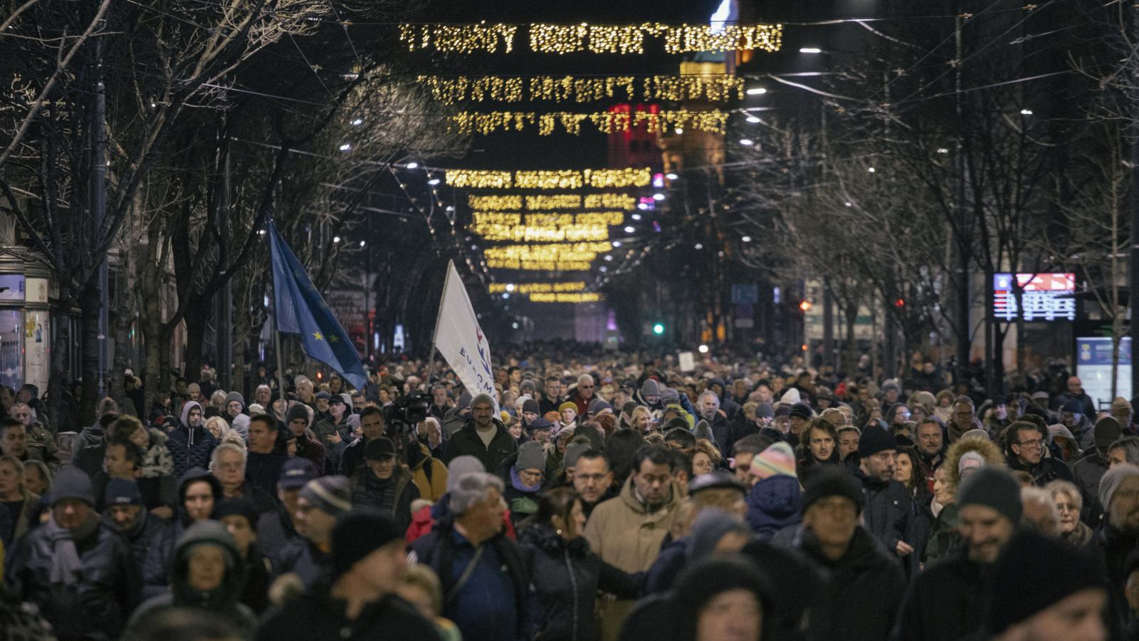 Kedden újra a választási csalások ellen tiltakozott a szerb ellenzék