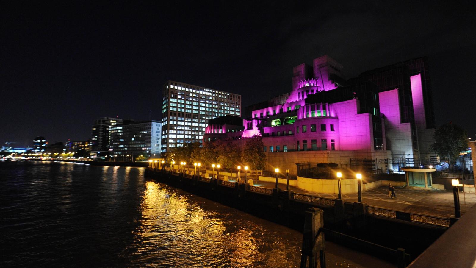 A brit hírszerzés, az MI6 épülete Londonban. Fotó: Stuart C. Wilson, Getty Images.