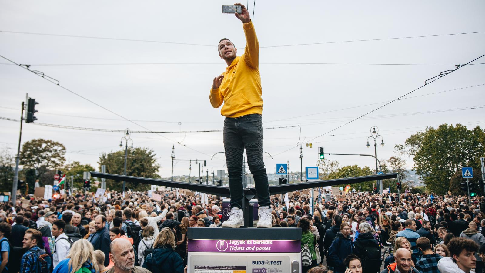 Molnár Áron egy korábbi tüntetésen