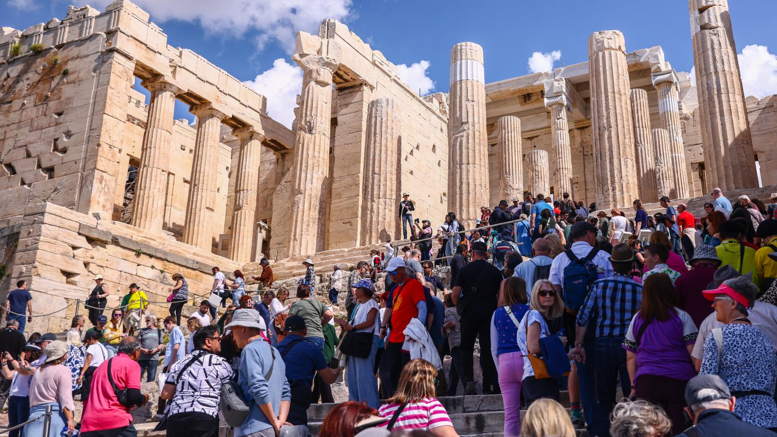 Csúcsforgalom: az Akropolisz tavaly nyáron naponta már 22 ezer turistát fogadott