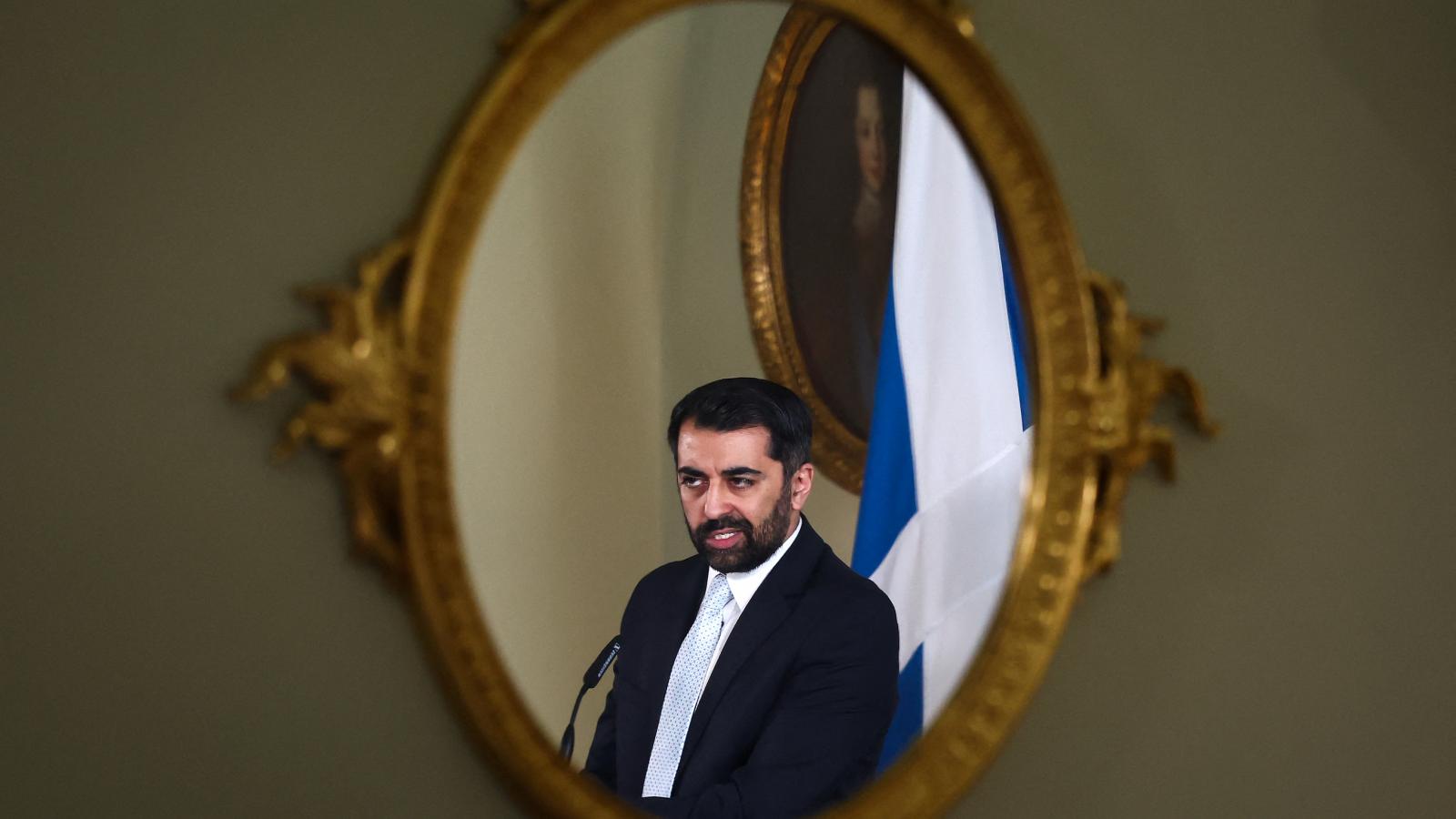 Humza Yousaf ellen bizalmatlansági indítványt nyújtottak be