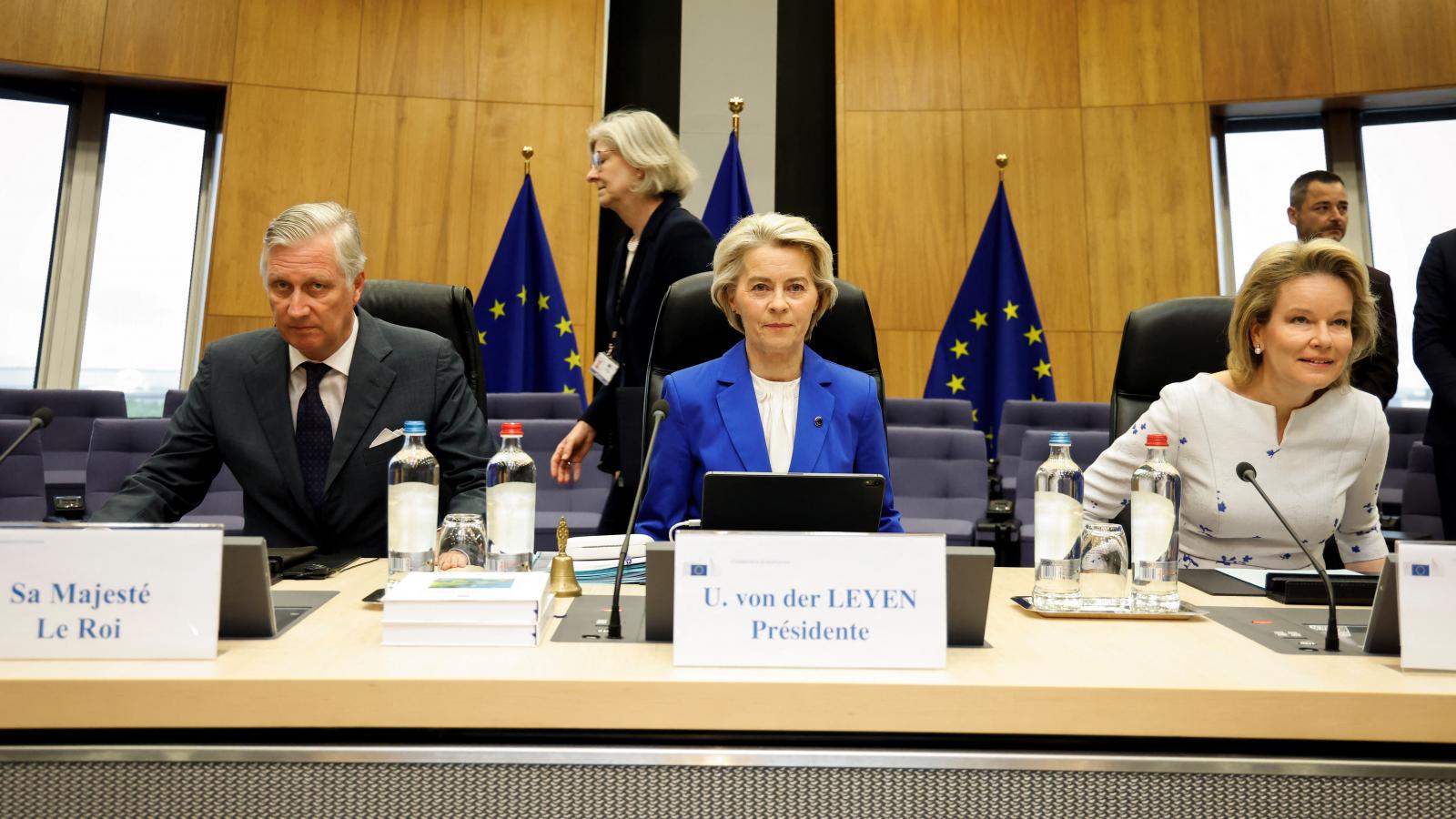 Ursula von der Leyen bizottsági elnöknek nagy esélye van arra, hogy az EP pártcsaládjai újabb 5 év bizalmat szavaznak neki