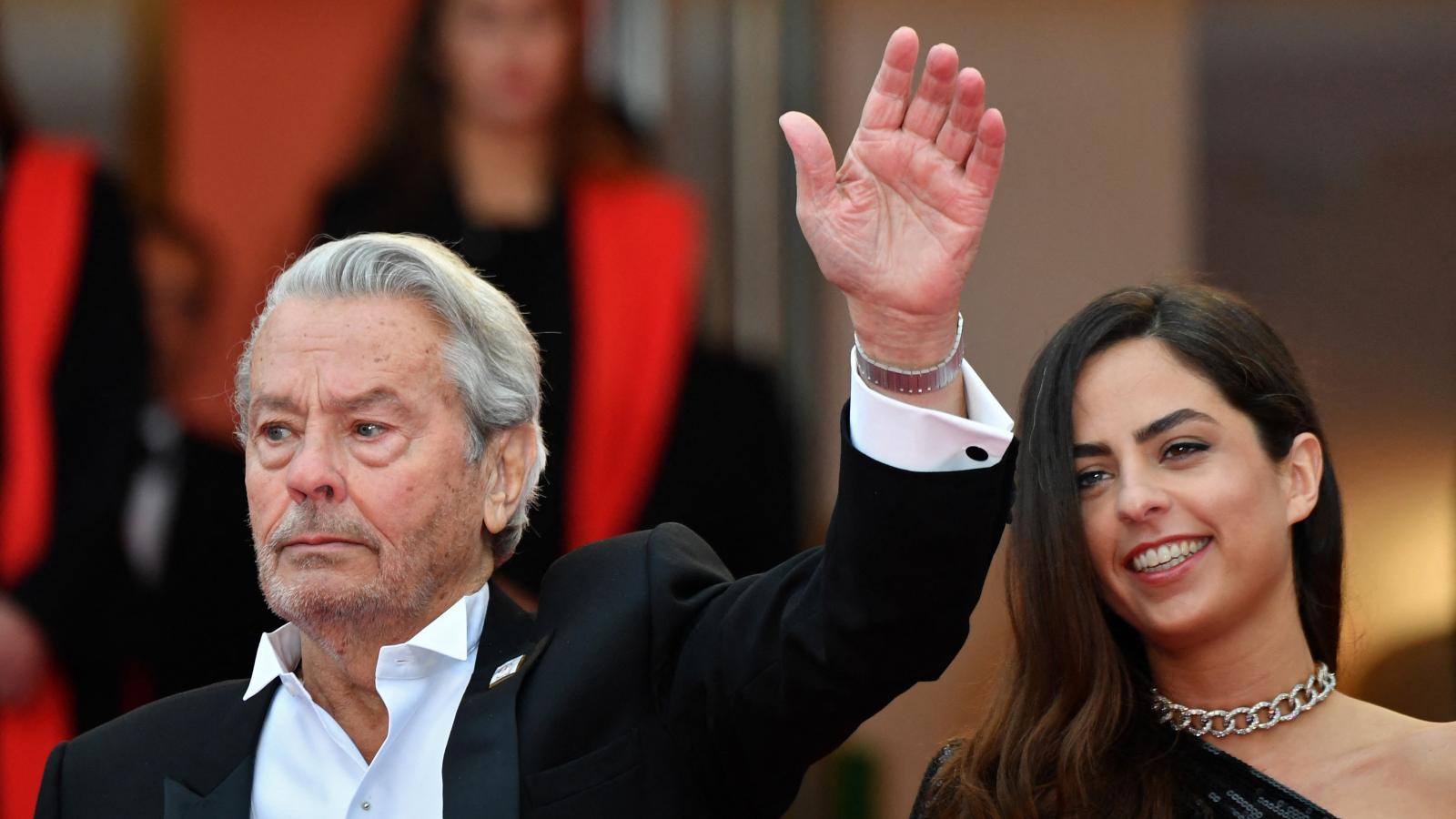 Alain Delon lányával, Anouchkával a 2019-es Cannes-i Filmfesztiválon