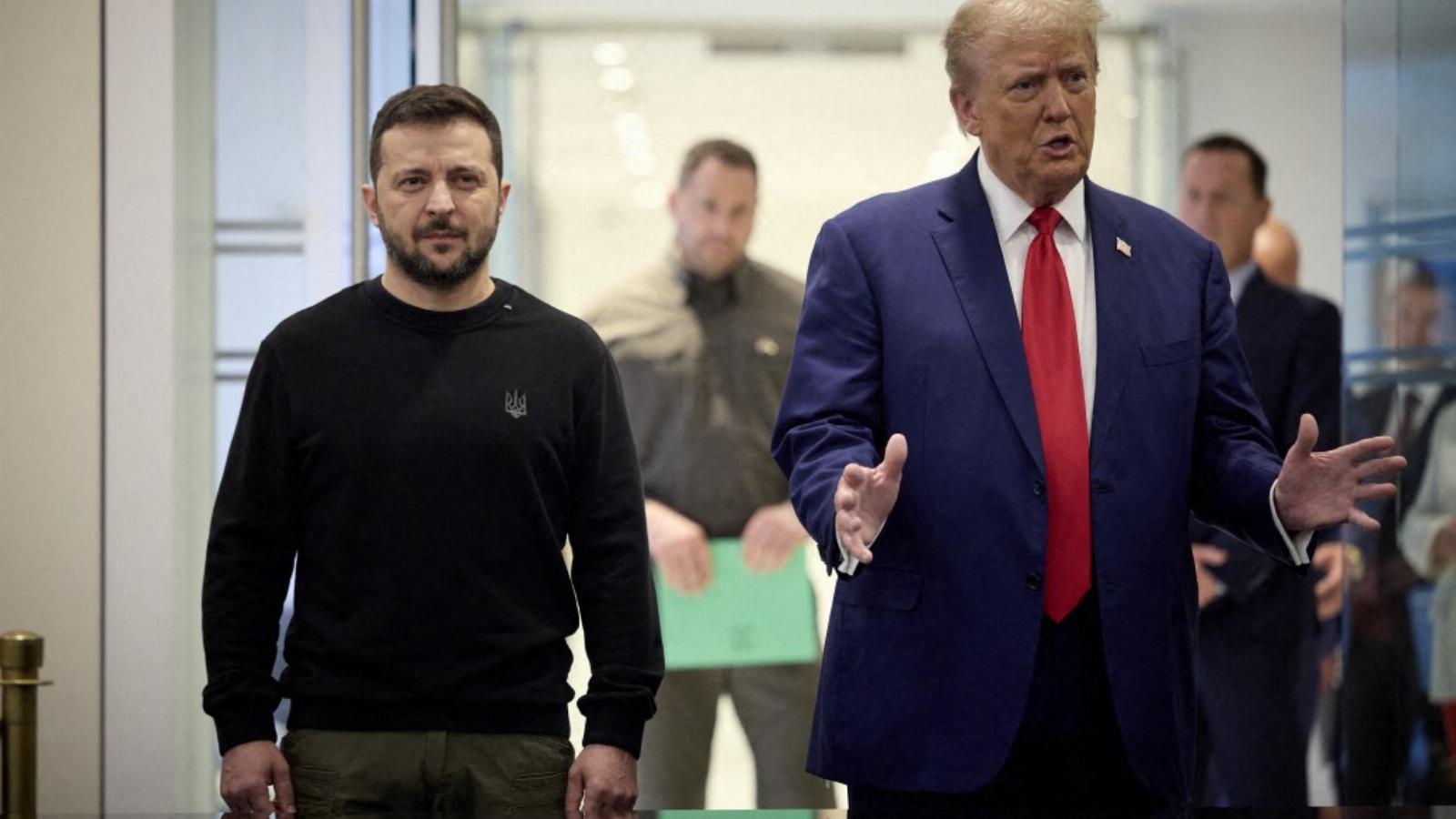 Volodimir Zelenszkij és Donald Trump a pénteki találkozó előtt