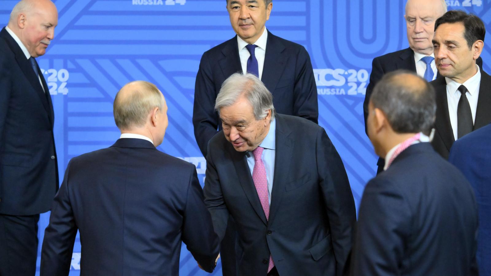 António Guterres ENSZ-főtitkár tegnap esti programjában egy Vlagyimir Putyinnal való személyes találkozó is szerepelt