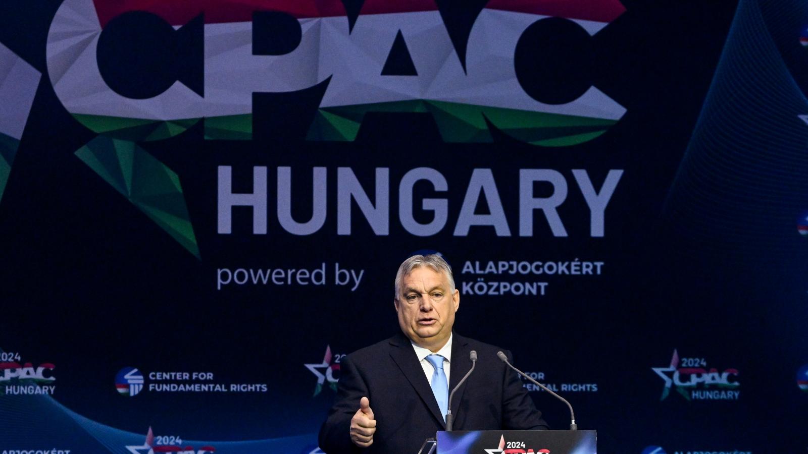 Orbán Viktor beszédet mond a CPAC első napján a Millenárison 2024. április 25-én