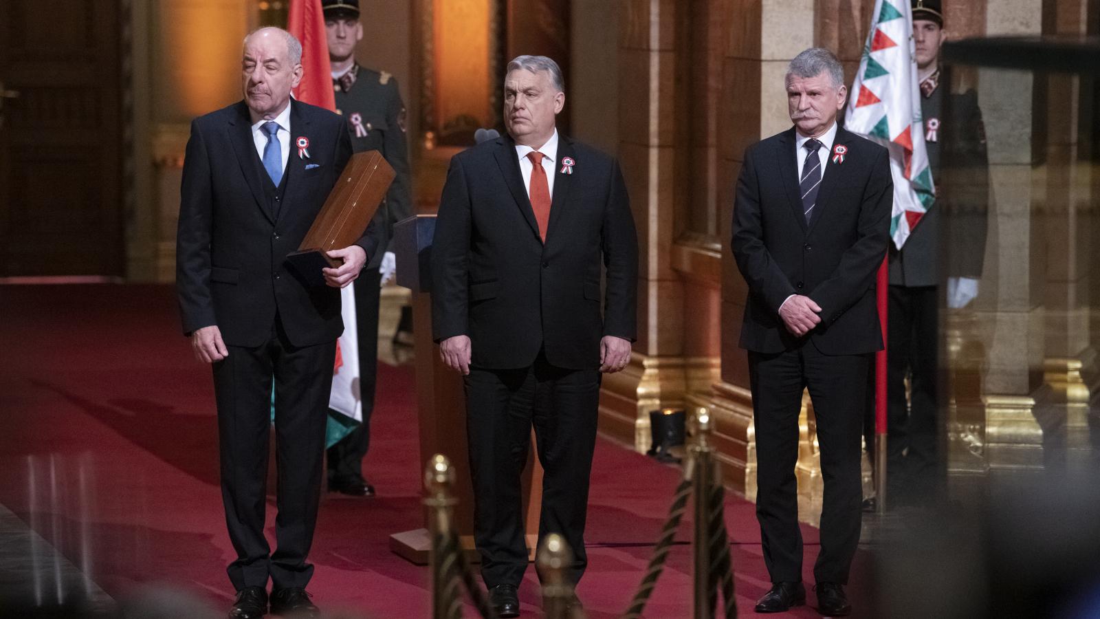 Sulyok Tamás, Orbán Viktor és Kövér László a 2024. évi Kossuth- és Széchenyi-díjak átadóünnepségén 