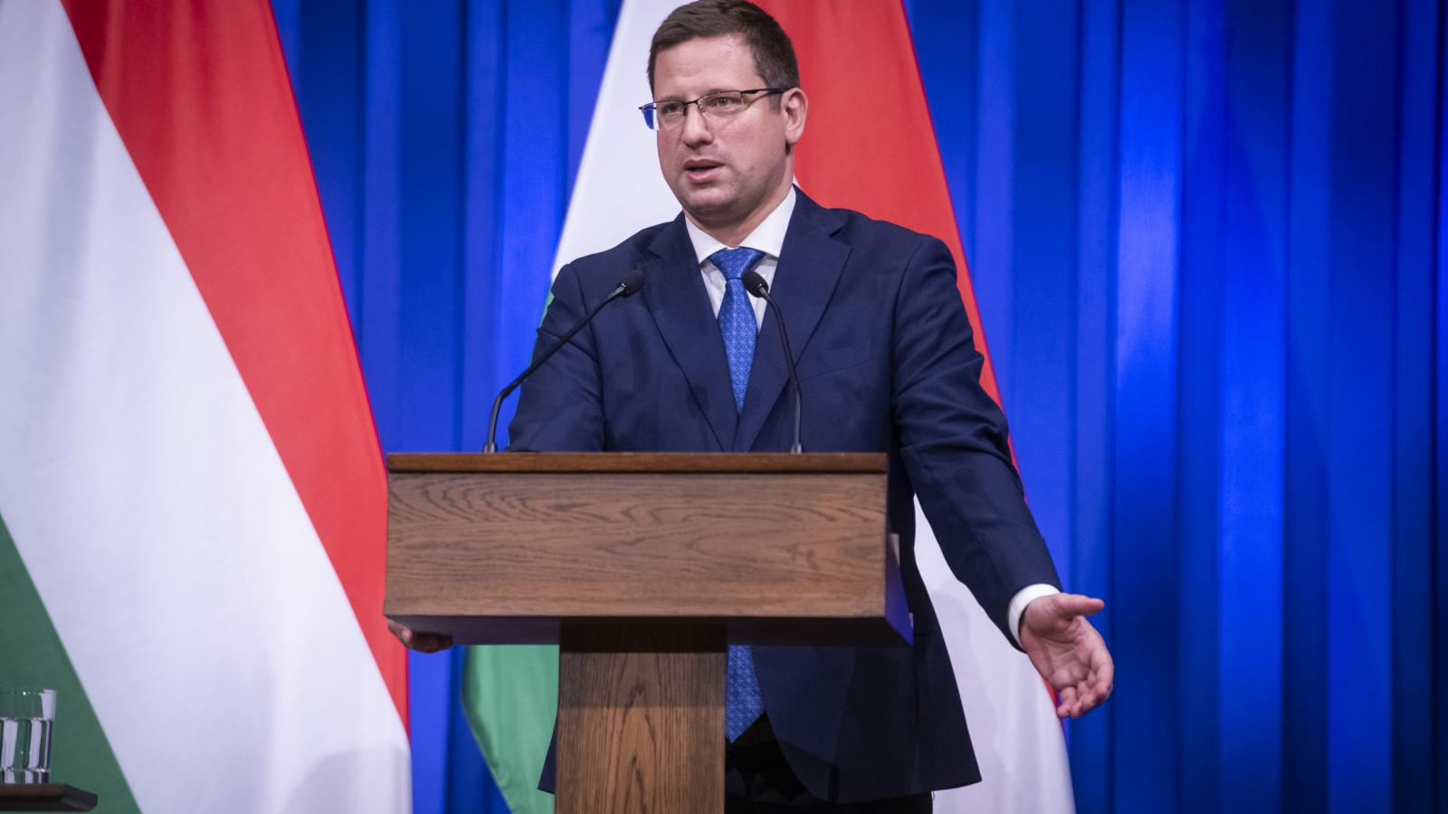 Gulyás Gergely szerint lehet Pride, csak zárt térben kellene megtartani