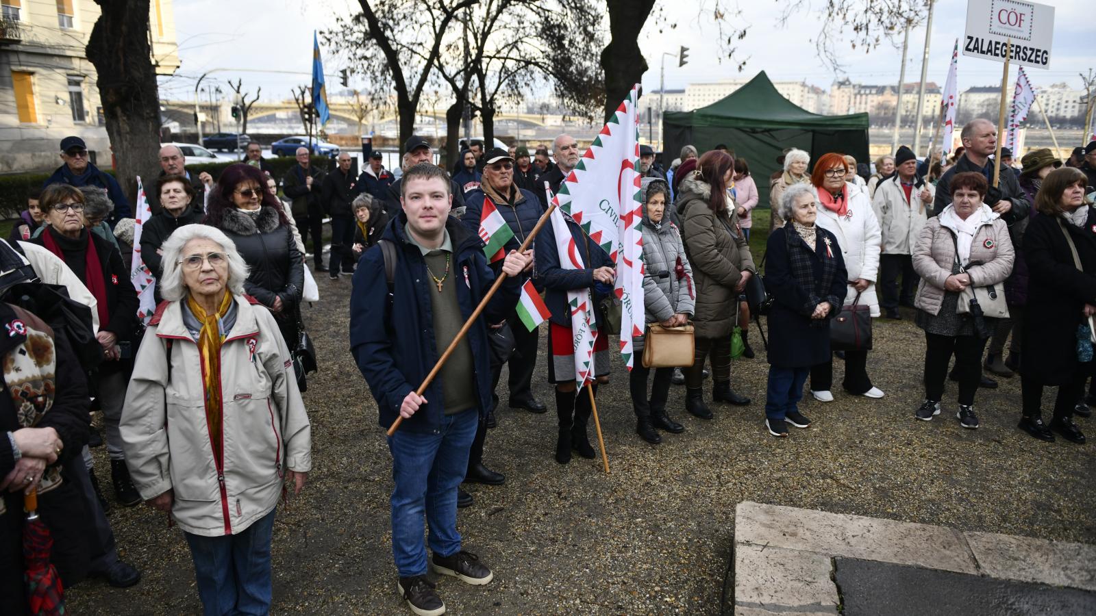 CÖF-CÖKA: Az orosz-ukrán háború nyomán az EU vezetőinek egy része a halált osztogató gonoszság öncélú követőjévé vált