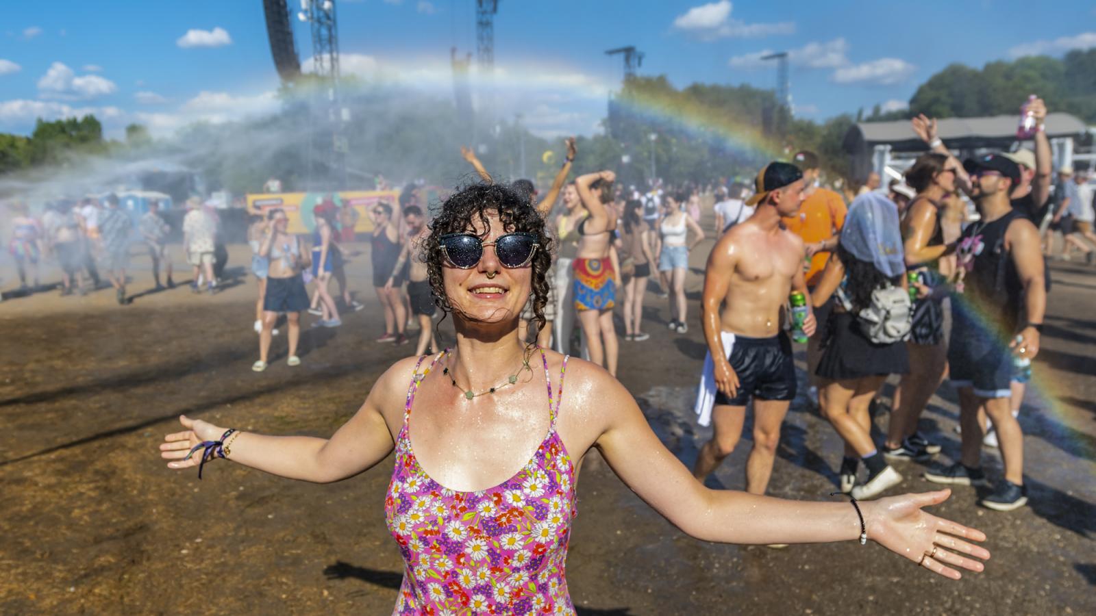 „A Sziget a Pride mellett áll, a Sziget melletted áll”