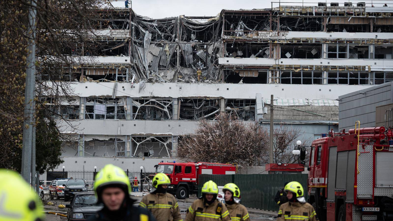 Ballisztikus rakéta pusztított Kijevben