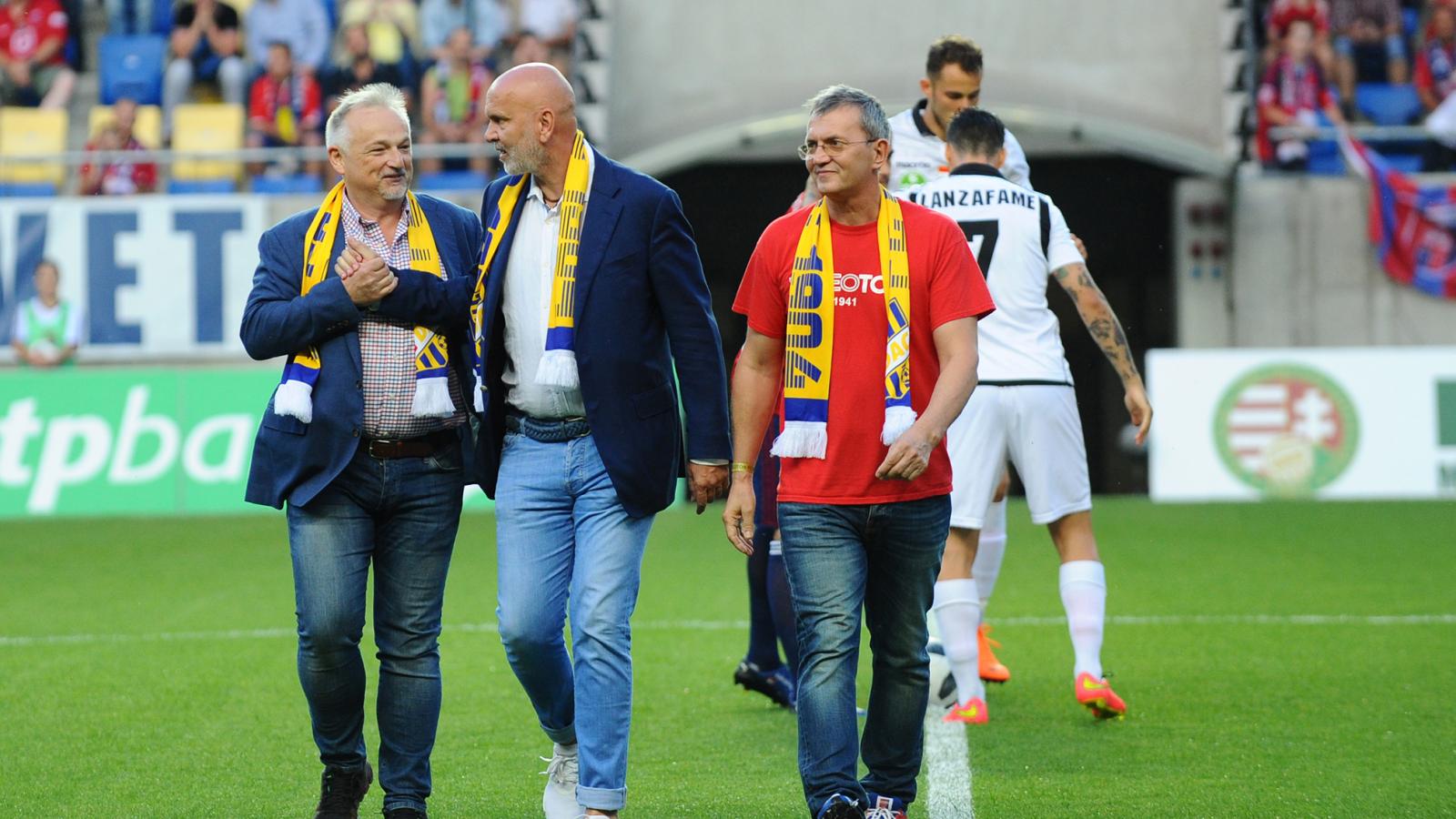 Garancsi irányítása mellett felívelt, majd földbe állt a Fehérvár