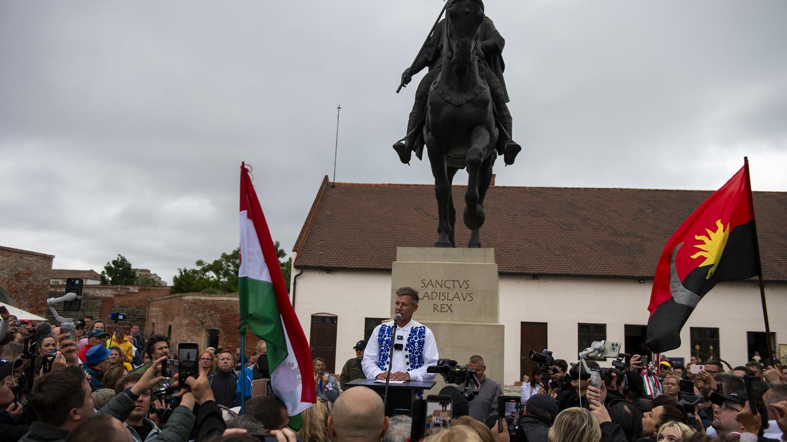 Magyar Péter állítása szerint leendő kormánya nem tekintené szavazógépnek az erdélyi magyarságot