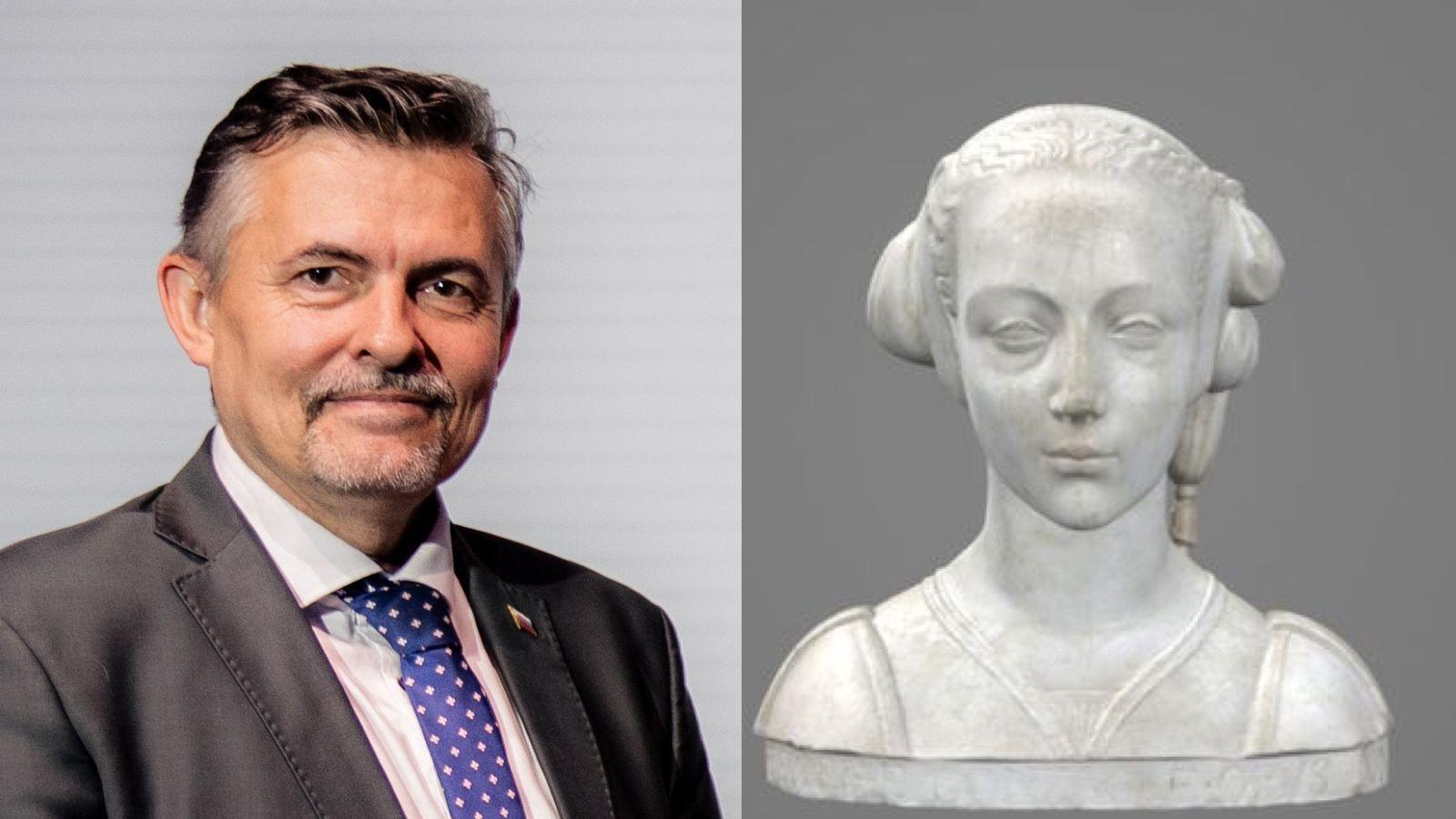 A minisztériumi vezető, Lukáš Machala és a Donatello-szobor