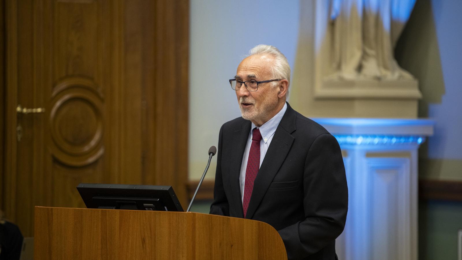 Romsics Ignác a Magyar Tudományos Akadémián rendezett könyvbemutatón