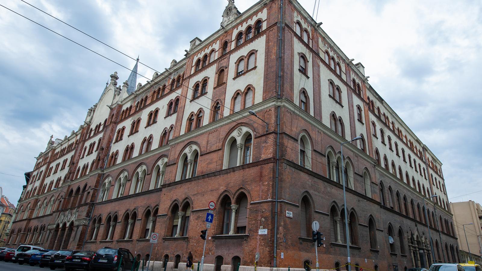 Egyszer már szállodát akart csinálni a zálogházból egy befektető