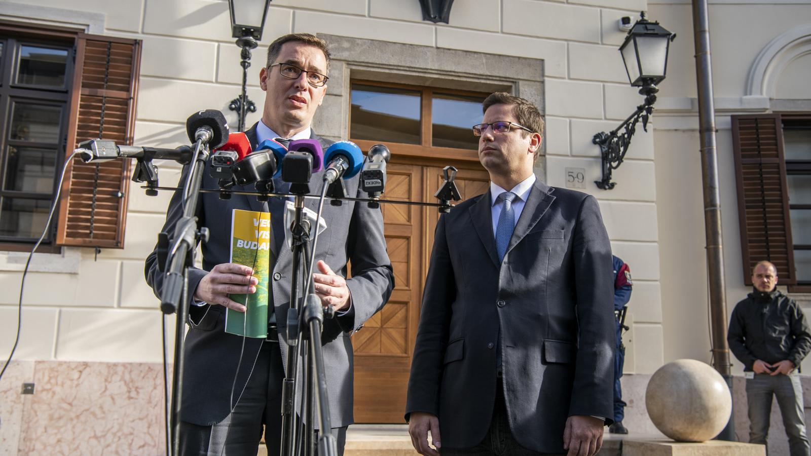 Karácsony Gergely új főpolgármesterként 2019-ben járt a Karmelitában, akkor Gulyás Gergely azt mondta, partnerként tekintenek majd rá