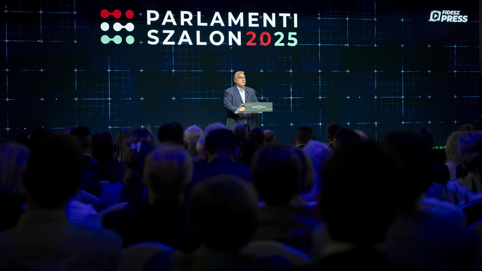 Orbán Viktor a Parlamenti Szalon 2025 rendezvényen Budapesten 2025. június 10-én