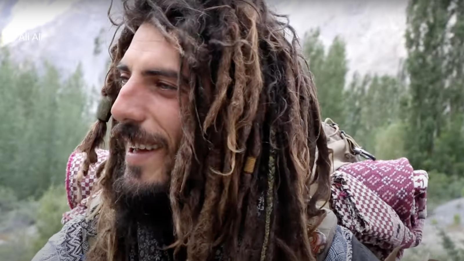 Pons külseje megváltozott, immáron nomád életet él