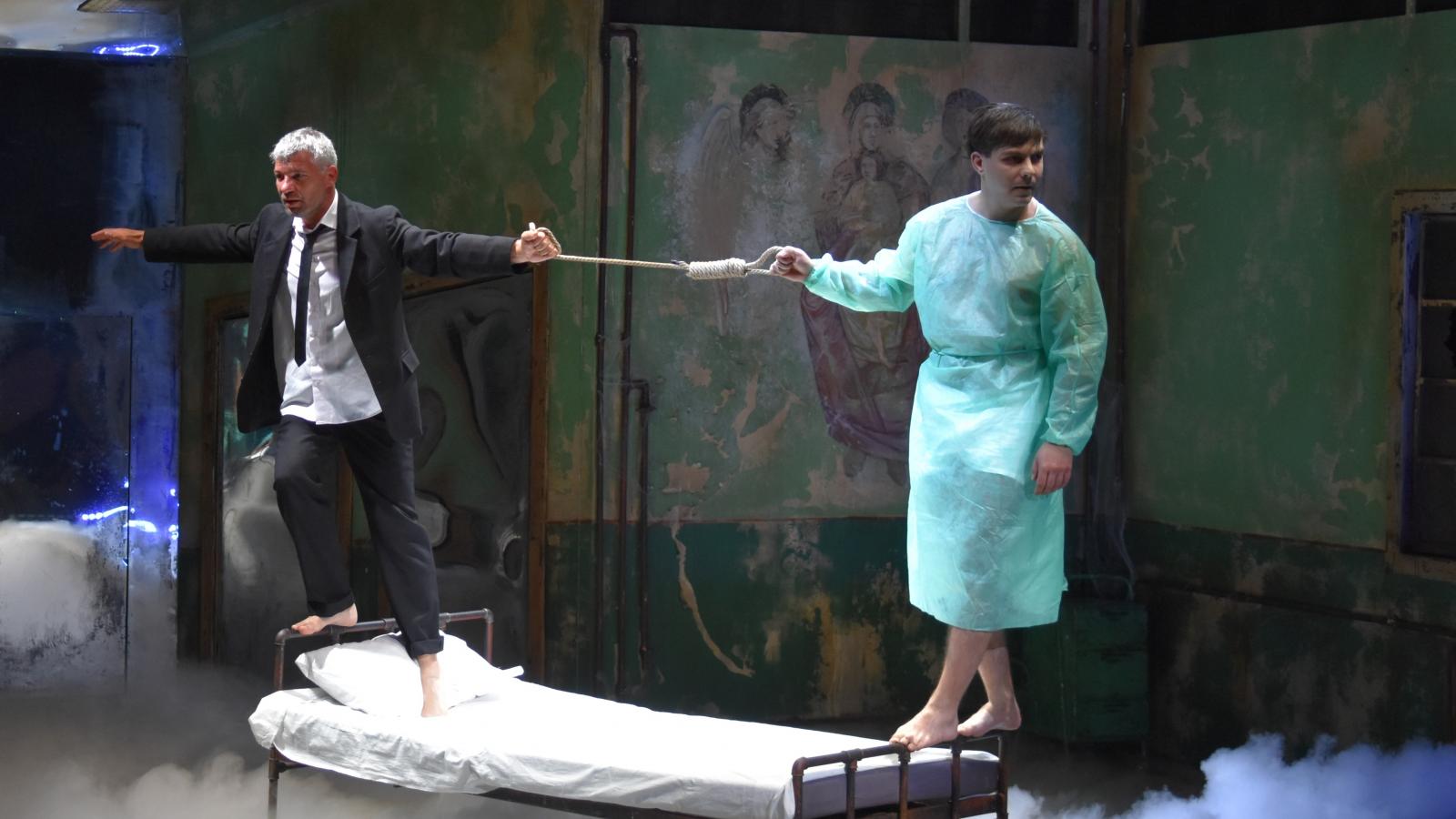 Ritkán látható annyira személyes előadás – főként egy fesztiválon –, mint a Tompa Gábor által színre vitt Én vagyok a szél