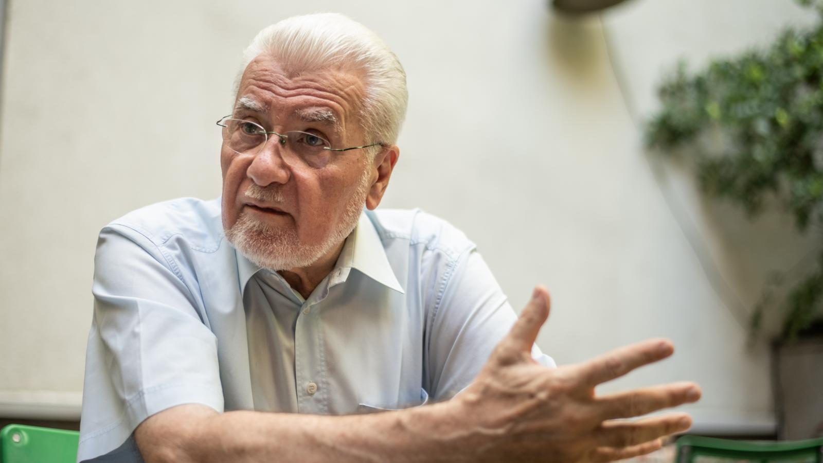 Az áttöréseket nem lehet előre elhatározni, és látni sem. Kolumbusz azért fedezte fel Amerikát, mert nem tudta, hogy ott van. Ha tudta volna, akkor nem felfedezi, hanem egyszerűen odamegy – fogalmazott az MTA volt elnöke