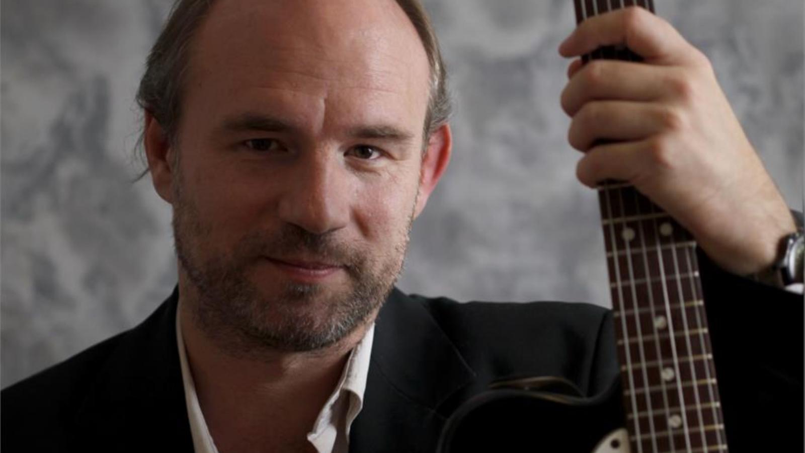 Juhász Gábor albuma dialógus a múlttal, a jelenünkkel és talán a jövő reményeivel