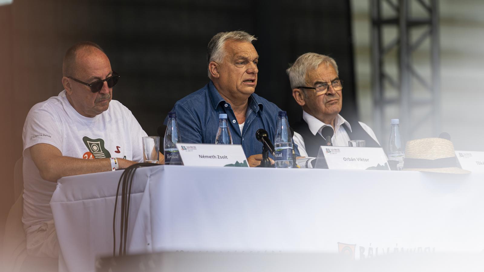 Voltak olyan mondatai, amelyek majdnem igaznak tekinthetők