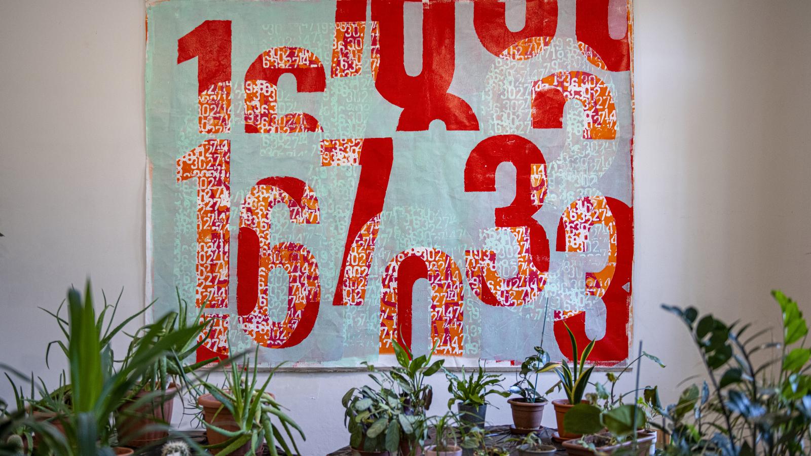 A számokkal teli művek ezért „portrék”, méghozzá magáról a művészről